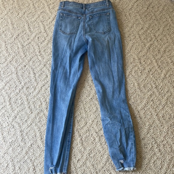 Ripped jeans from Tinseltown size 3 - Picture 2 of 3